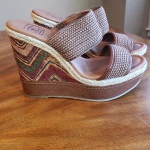 Lucky Brand Wedge Sandals size 8.5